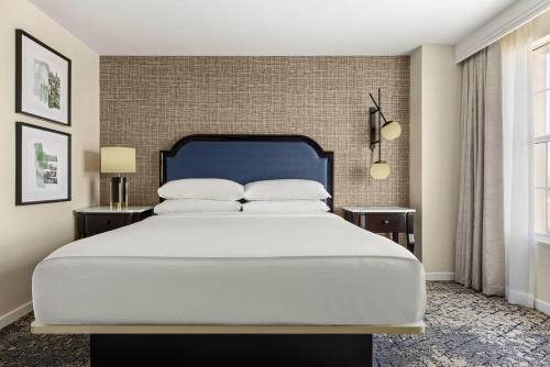 Sheraton Suites Galleria Atlanta Image