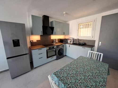 T4 65 m2, 3 chambres à Giens proche village