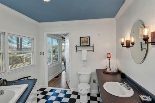 Ένα μπάνιο στο Lure and Leisure Lakehouse