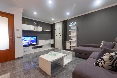 RNET - Collsacabra Villa con piscina privada