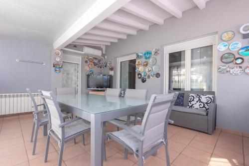 RNET - Collsacabra Villa con piscina privada