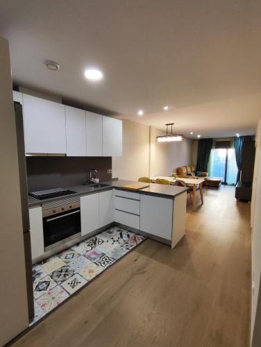 Schöne Wohnung mit Pool und Parking, 50m zum Strand, Torrevieja Spanien