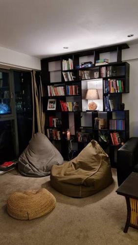 Calming Sea View City Apartment photo 13