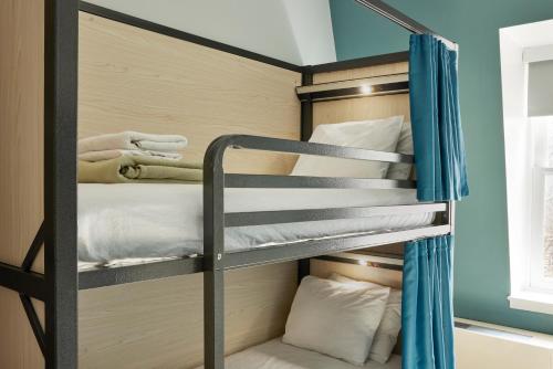HI New York City Hostel Image