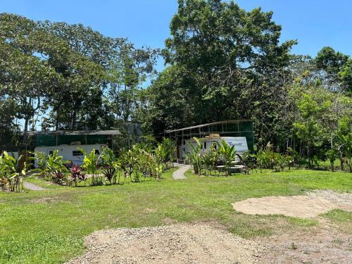 Сад в Ciudad Rodante La Fortuna , ave 309