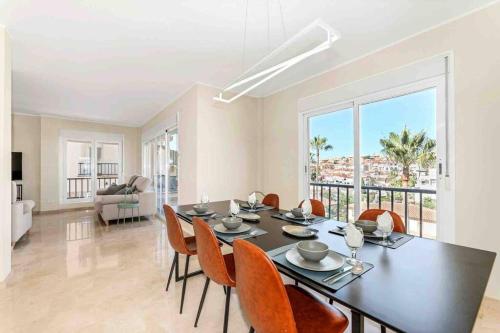 4 Bed detached villa close to golf & beach with shared pool.
