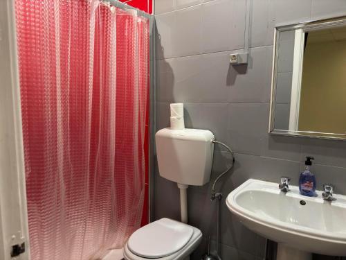 Ένα μπάνιο στο Peters Guesthouse