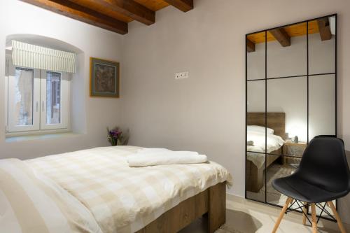 Alma Libre Studios / Campiello / Corfu Old Town