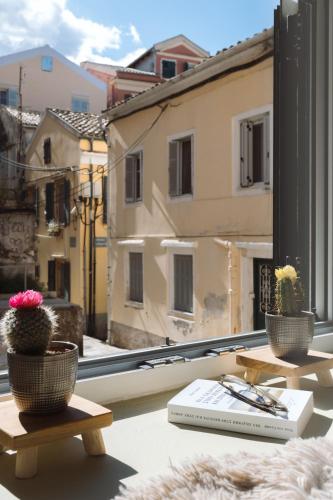 Alma Libre Studios / Campiello / Corfu Old Town