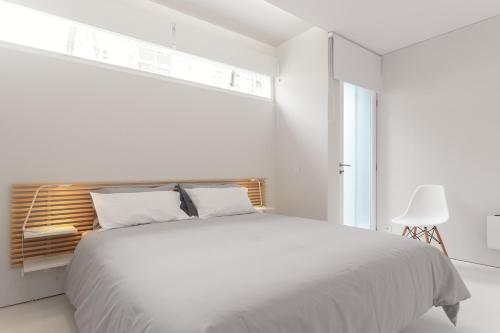 Gallery image of PortoWhite city lofts in Porto