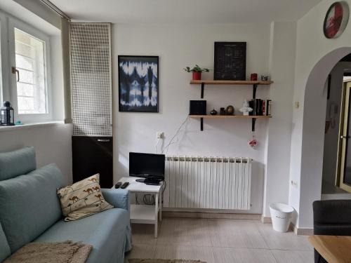Artistic Apartment in Center