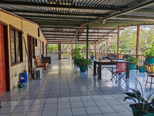 Gallery image of Hostel y Cabinas YILMER in Paquera