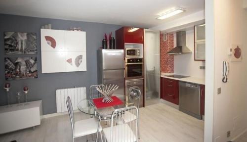 Kuchyňa alebo kuchynka v ubytovaní Ferienwohnung für 4 Personen ca 45 qm in Santiago de Compostela, Galicien Binnenland von Galicien
