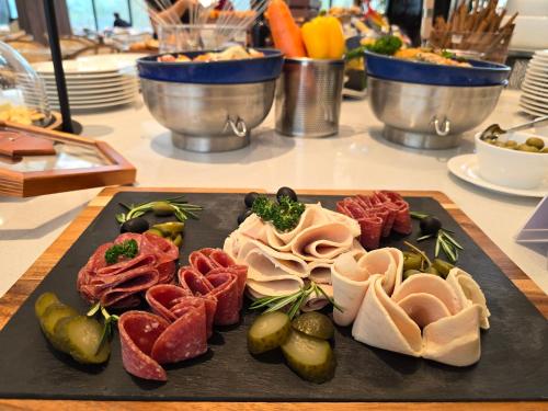 Jídlo v rezortu nebo okolí