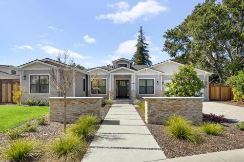 Zahrada ubytování @Marbella Lane - Sophisticated 4BR in Los Altos