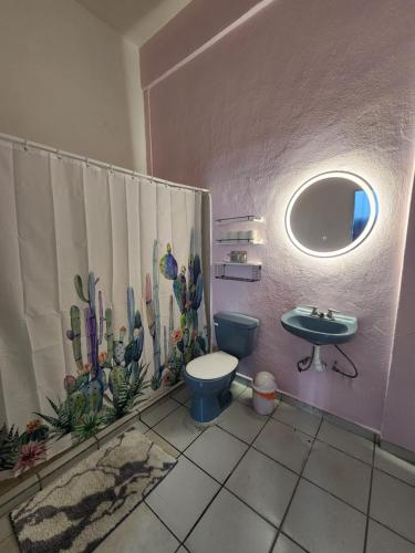 Ένα μπάνιο στο Cozy 1 Bed Apartment in La Noria