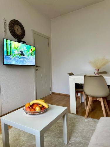 Gallery image of Central Comfort Apartment 5 Minute Walk to Beach, Free Parking, 2 BR in Struga