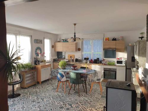Dapur atau dapur kecil di Chez Alain