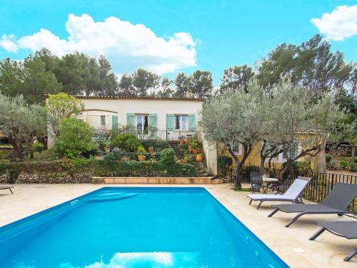 Villa in Provence with Pool and Charm