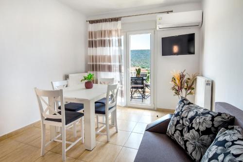 Φωτογραφία από το άλμπουμ του House Litsa 2 in Potos στον Ποτό