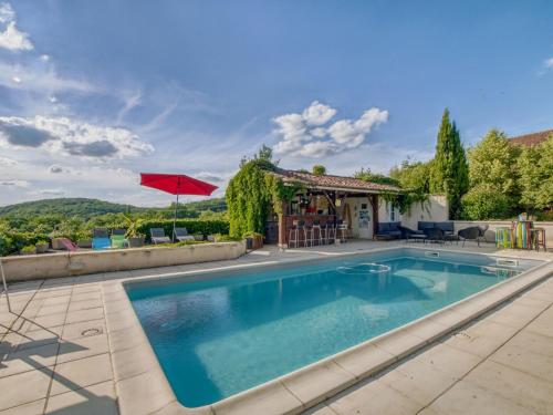 Gallery image of Alluring Holiday Home in D gagnac with Heated Pool in Dégagnac