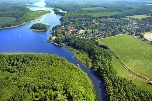 Vaade majutusasutusele Apartment in Granzow near the lake linnulennult