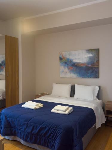 Ermou 44 - 3bdr Apartment