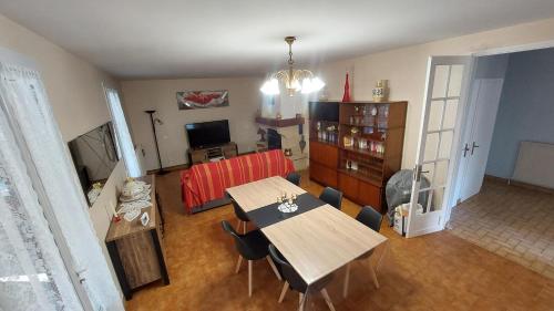 Photo de la galerie de l'établissement Gîte du Grand Charron, à Saint-Pierre-du-Palais