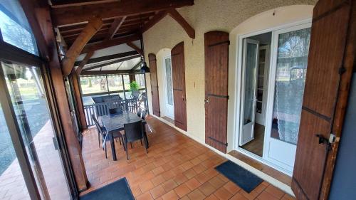 Photo de la galerie de l'établissement Gîte du Grand Charron, à Saint-Pierre-du-Palais