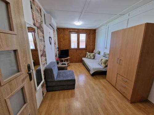 Φωτογραφία από το άλμπουμ του Stela Apartman Štúrovo σε Štúrovo