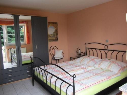 Katil atau katil-katil dalam bilik di Lovely apartment in Monschau