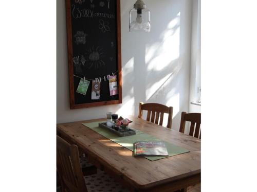 Zona de comedor en el apartamento