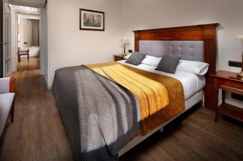 Apartaments-Hotel Hispanos 7 Suiza photo 9