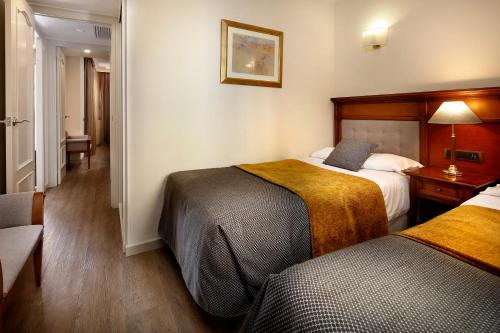 Apartaments-Hotel Hispanos 7 Suiza photo 16