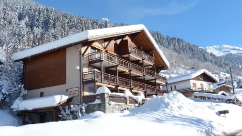 Photo de la galerie de l'établissement Appartement entrée du village, 4 personnes, 2 chambres - OR17, à Beaufort