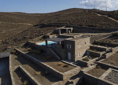 Бассейн в Villa Sparta или поблизости