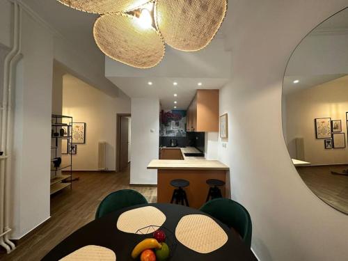 Spacious stulish 2 bd flat