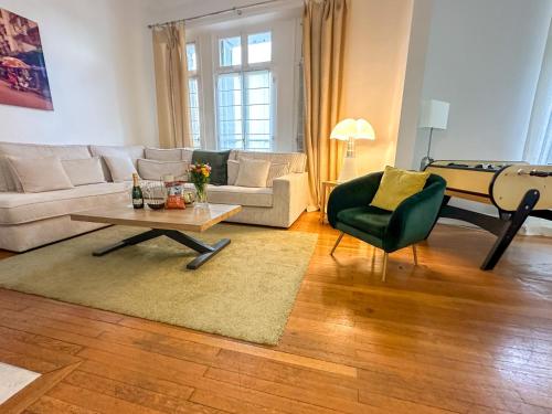 4P et Studio avec Terrasse, 500m Palais, Charme Bourgeois