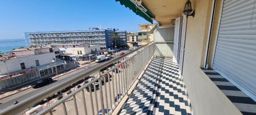 Balcon ou terrasse dans l'établissement Miramar Serveis - Apartamento Marieta Parking y A/C