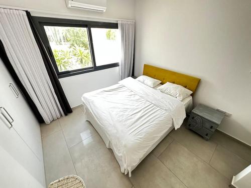 Postel nebo postele na pokoji v ubytování SEA VIEW 1+1 Appartment