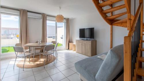 CAP CAMARGUE -F123- Appt lumineux 7 pers