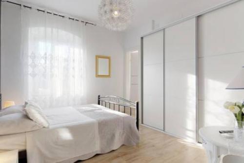 Fotografia z galérie ubytovania Radovani Luxury Apartment with Private Pool v destinácii Jelsa