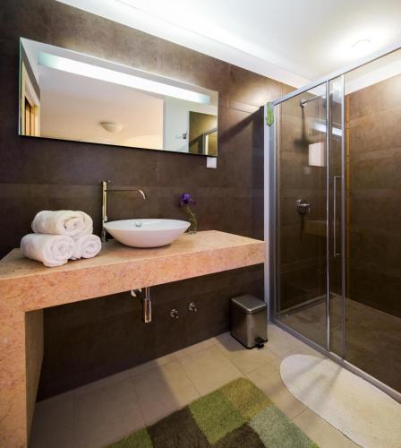 Koupelna v ubytování Holiday Home Pitve