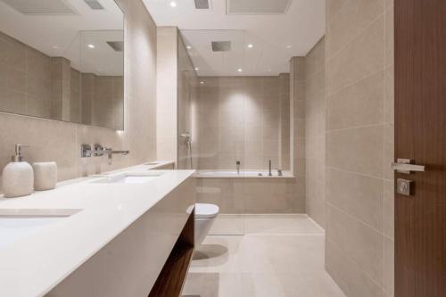 Koupelna v ubytování Best Condo In Marina! Luxury Views And Activities