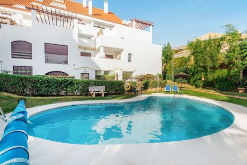 Maestranza Exclusive Townhouse close to Puerto Banus with BBQ Pool