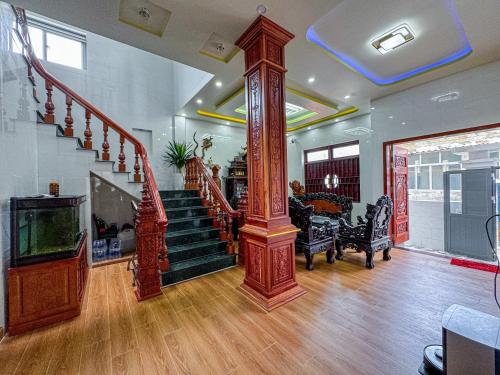 TV a/nebo společenská místnost v ubytování Homestay Tiến Đạt
