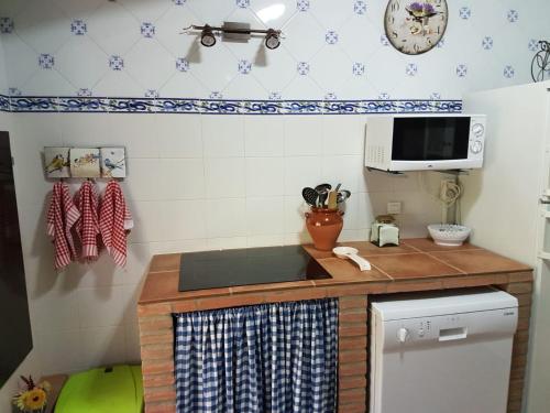 Gallery image of Casa del escultor in Canaleja