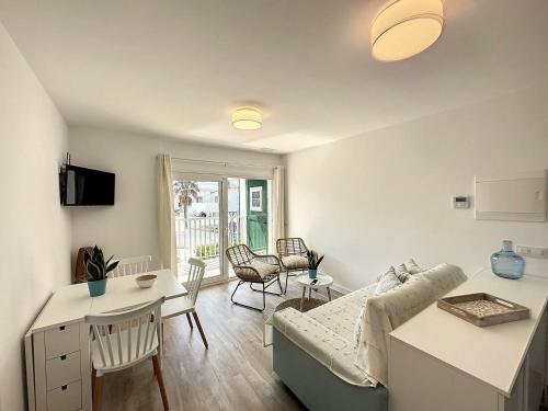 Gambar di galeri bagi Ses Salines Apartments Cabra Salada di Fornells