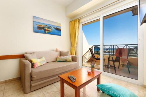 Ziros Apts Xerokampos