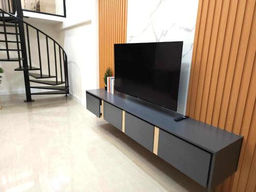 Μια τηλεόραση ή/και κέντρο ψυχαγωγίας στο Kenton House